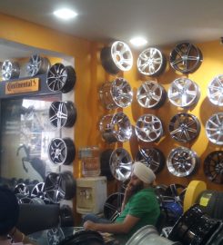 South Delhi Tyres M G Road